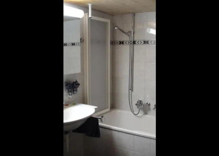 Herrschaft 4 Bett By Interhome *